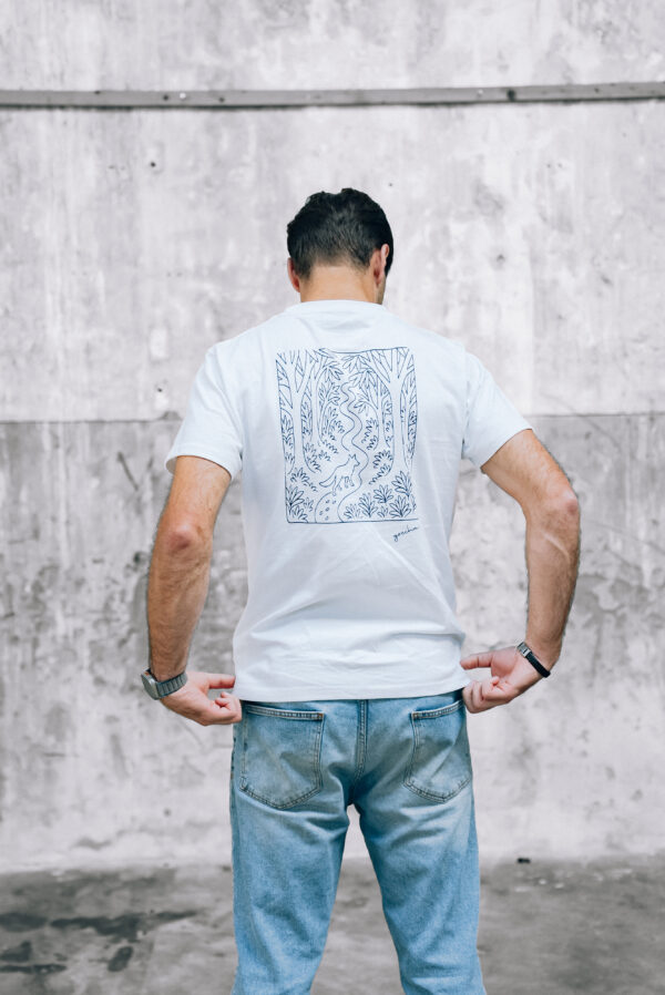T-shirt White