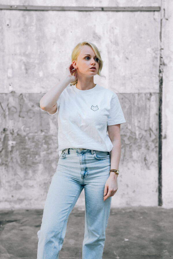 T-shirt White